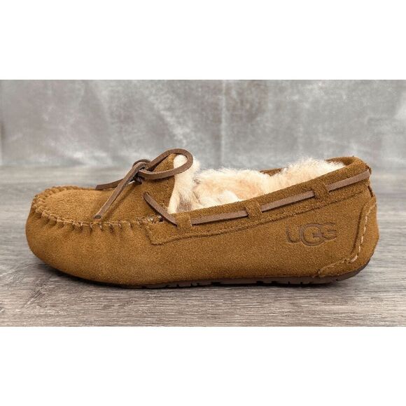 UGG Kids' Dakota Slippers - Chestnut 13M Little Kids - Picture 4 of 8